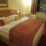 Hotel Amedia Express Prague, Trademark Collection By Wyndham 3*