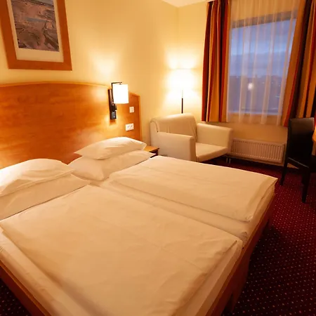 Szálloda Amedia Express Prague, Trademark Collection By Wyndham 3*