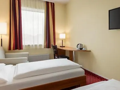 Amedia Express Prague, Trademark Collection By Wyndham Szálloda 3*