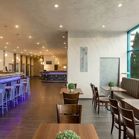 Amedia Express Prague, Trademark Collection By Wyndham Prague