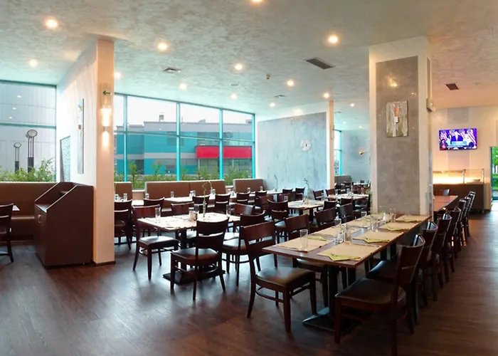 Hotel Amedia Express Prague, Trademark Collection By Wyndham 3*