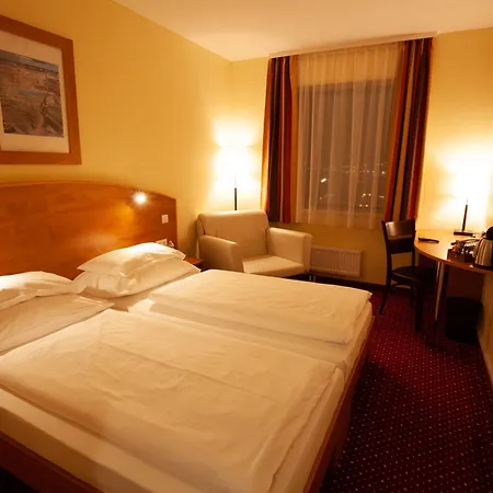 Amedia Express Prague, Trademark Collection By Wyndham Praga