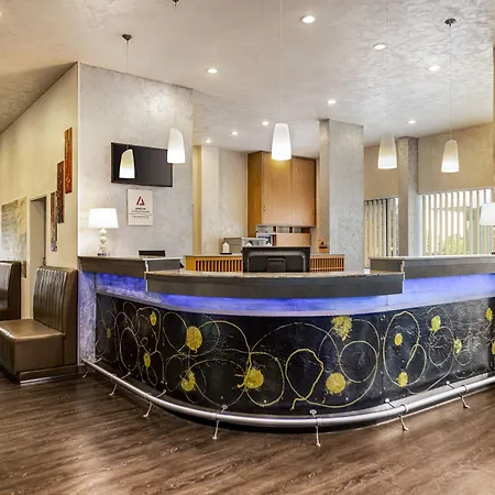 Amedia Express Prague, Trademark Collection By Wyndham Hotel