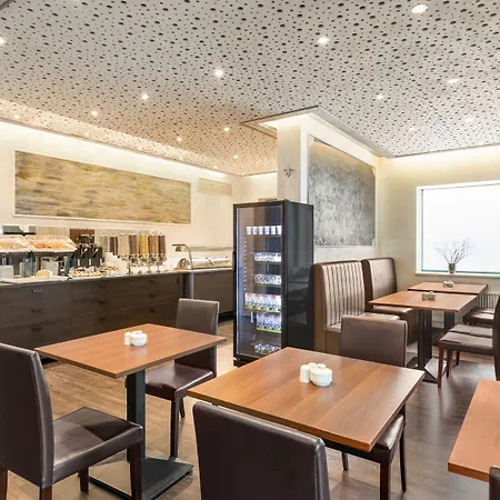 Amedia Express Prague, Trademark Collection By Wyndham Hotel