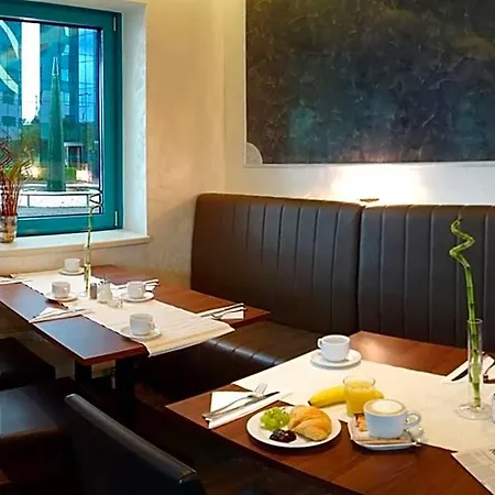 Hotell Amedia Express Prague, Trademark Collection By Wyndham