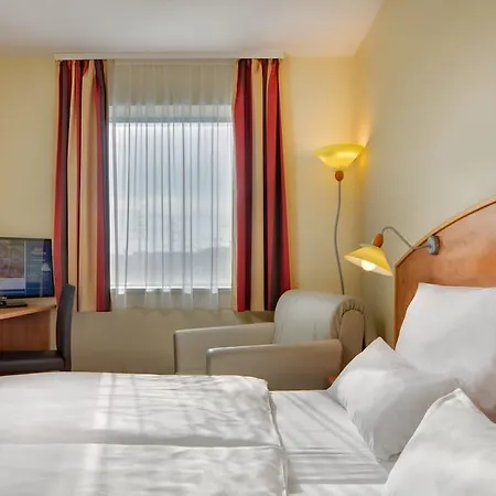 Amedia Express Prague, Trademark Collection By Wyndham Hotel Praga