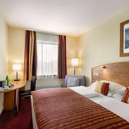 Amedia Express Prague, Trademark Collection By Wyndham Praga