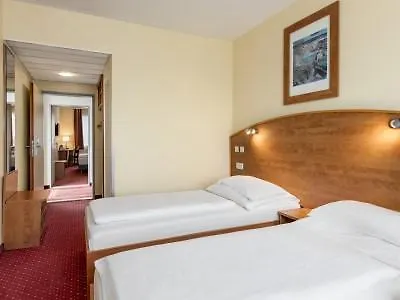 Amedia Express Prague, Trademark Collection By Wyndham 3* Praga