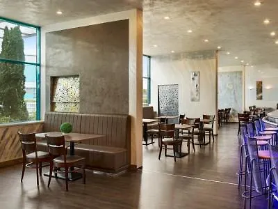 Otel Amedia Express Prague, Trademark Collection By Wyndham Prag